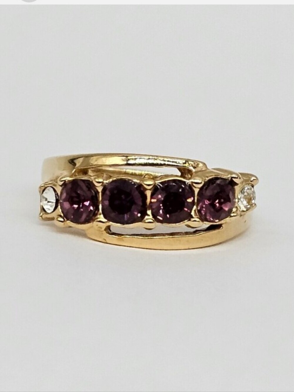 Avon Goldtone Ring with Purple Gemstones - Picture 2 of 8